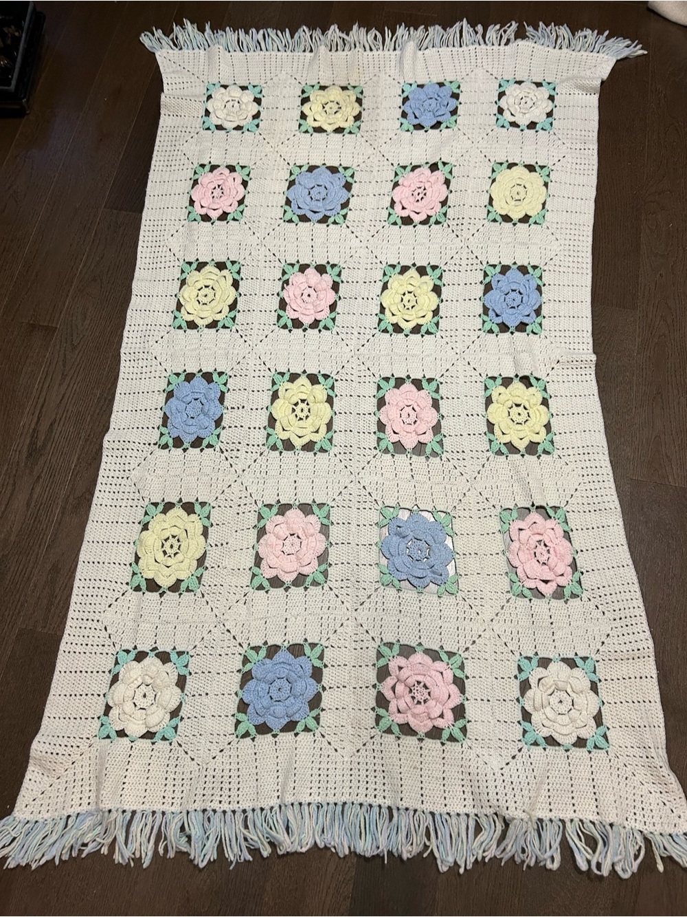 Gorgeous Handmade Vintage 3D Floral Granny Square Crochet Afghan / Throw Blanket